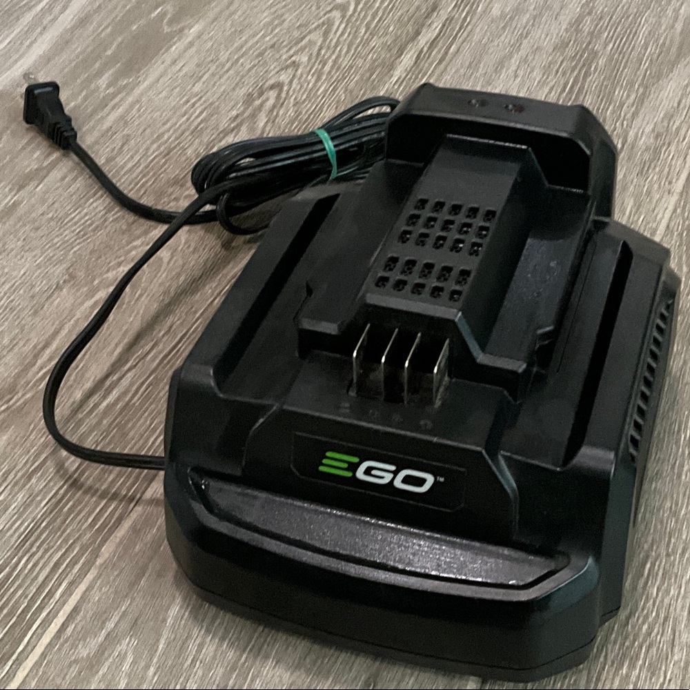 EGO Black Charging Station